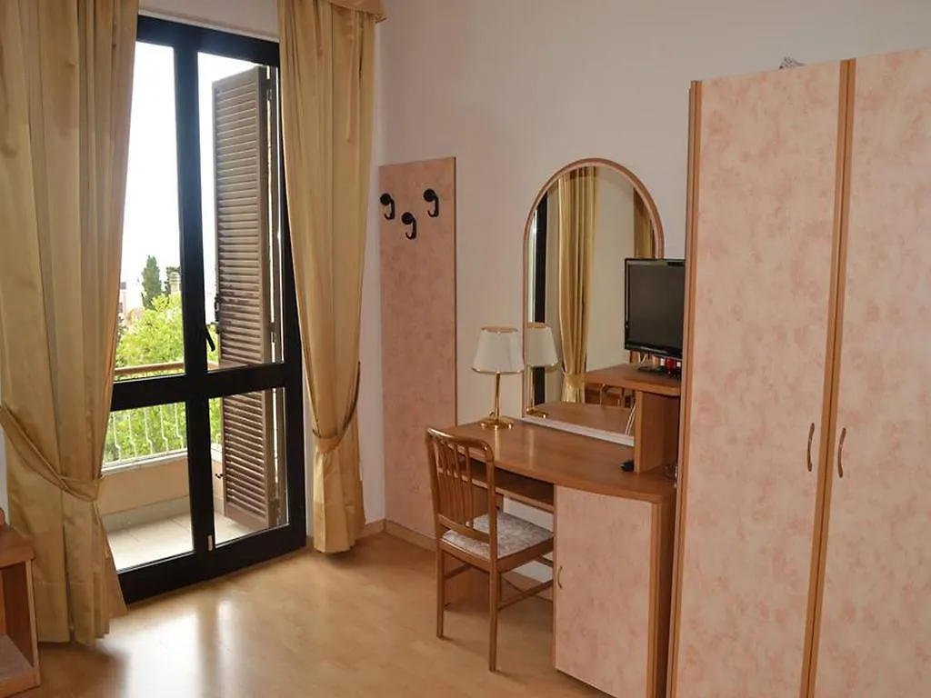 Hotel Santa Chiara Chianciano Terme 3*,  Italy